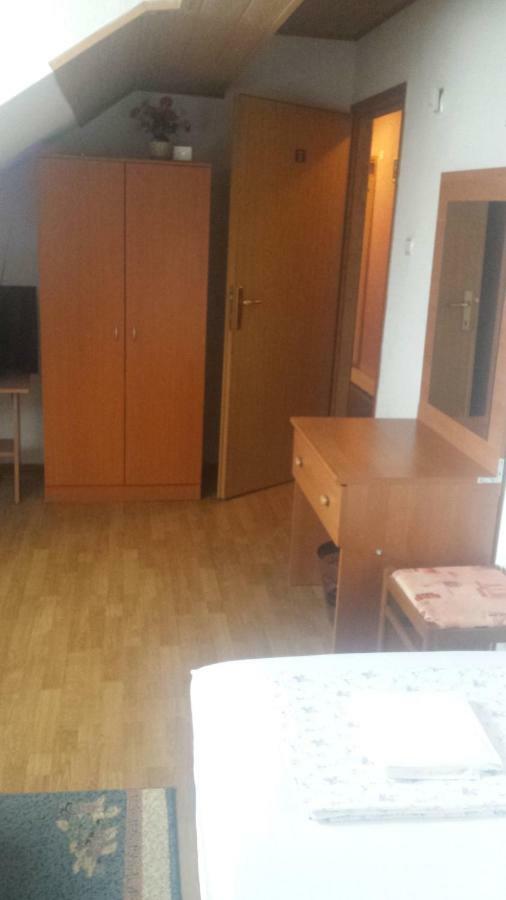 Rooms Mostanje Karlovac Exterior photo